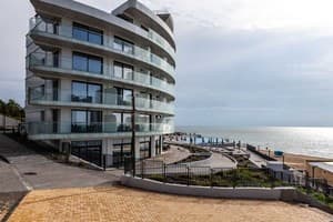 Al Mare by Optima 8