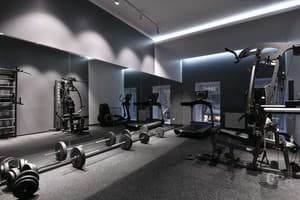 Александровский 11