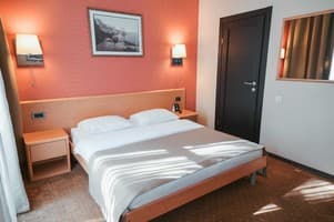 Александровский 26