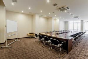 Александровский 13