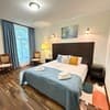 Alex Hotel 32-33/51