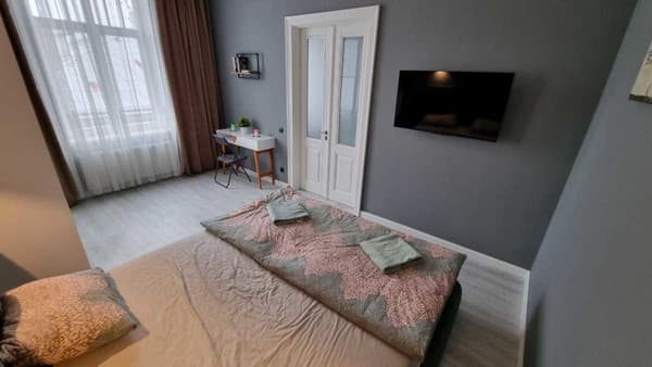 Apart Flat 8
