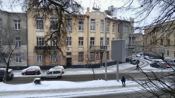 Apartment on Rustaveli 17