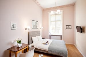 Art Deco Central Rooms 2