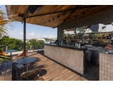 Brik Hotel 32