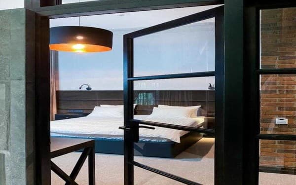 Brik Hotel 2