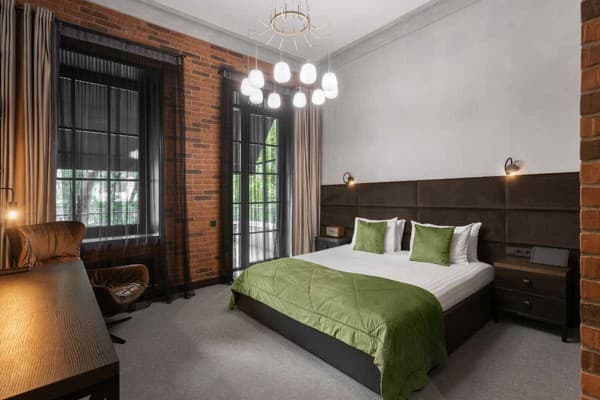 Brik Hotel 3