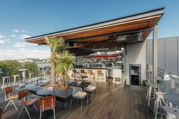 Brik Hotel 29