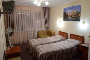 Отель Burger Plus Inn. Стандарт двухместный  1