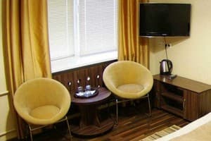 Дарницкий 7