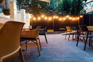 Discovery Hotel 6