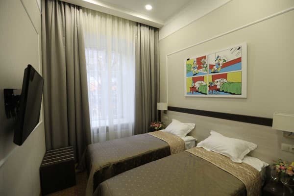 Donald hotel 9