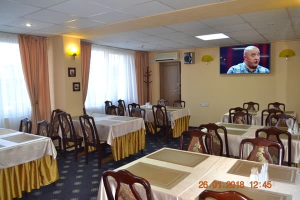 Druzhba Hotel 11