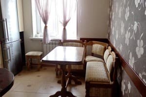 Квартира Двокімнатна в Затоці. Апартаменти 4-місний на Райдужному (другий поверх) 11