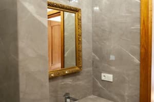 ЭстерХаус 13