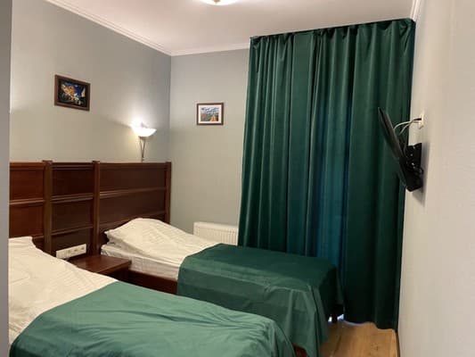 Green Duck Hotel 4