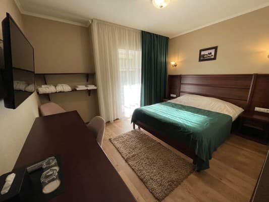 Green Duck Hotel 8