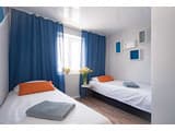 Happy Land Hotel  2