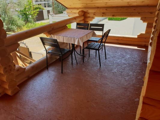 Holz House 3