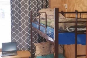 Хостел Kosher Hostel. Место в общем двухместном номере  3