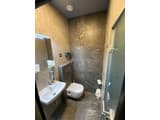 LIFT ROOMS 12