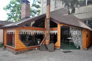 Леон + колыба 11