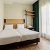 Lito Hotel 4-5/16