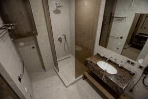 Отель Marine Residence. Делюкс двухместный с видом на сад 12
