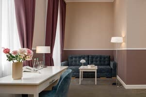 Отель Modern Art-hotel. Полулюкс двухместный  9