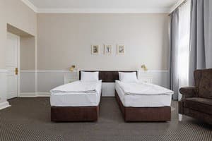 Отель Modern Art-hotel. Улучшенный двухместный с 1 или 2 кроватями (завтрак включен) 7