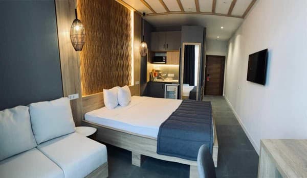 Mykonos Maestro 8