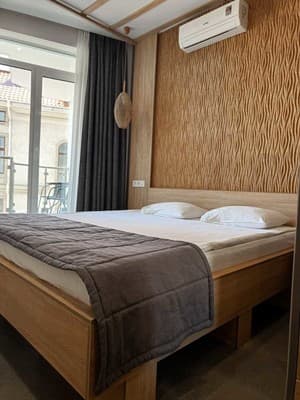 Mykonos Maestro 13