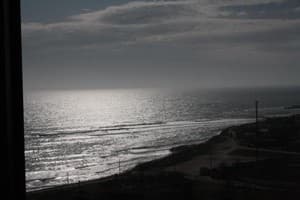 На берегу моря 3