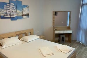 База отдыха Натали. Семейный 4-местный Royal Family Lux 1