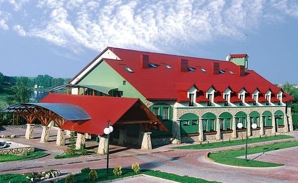 Гостинично-ресторанный комплекс Навария Нова (Navaria Nova)
