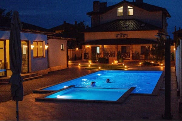 Oasis family apartments 1