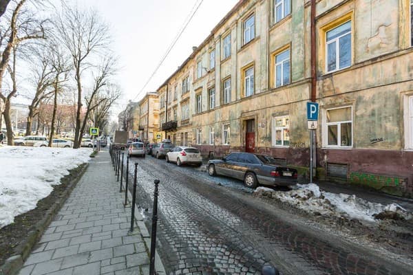 Oberig в центре ул. Ивана Гонты 4 23
