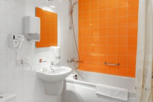 Отель Orange Hotel. Полулюкс двухместный  9