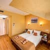 Отель Писанка Hotel & SPA. Эконом двухместный Эконом с двумя односпальными кроватями 1