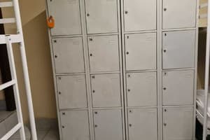 Хостел Подол. Место в женском 6-местном номере  2