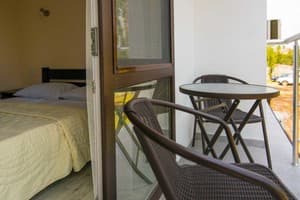 Готель REEF Hotel. Стандарт двомісний з балконом 6