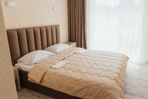 Готель REEF Hotel. Стандарт двомісний із видом на сад 1