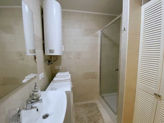 Rent Apartments, Проспект Свободы, 6/8 3
