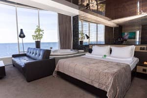 Спа-отель Resort & Spa Hotel NEMO. Люкс двухместный Панорамный вид на море +1 2