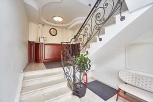 Royal Street 8