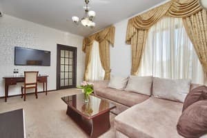 Отель Royal Street