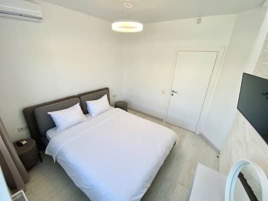 СВЕТ ЕСТЬ ВСЕГДА!
Лучшая трёхкомнатная квартира в центре 11