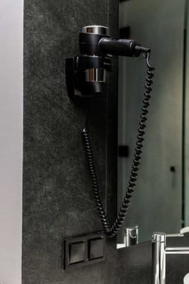 Small Hotel 12