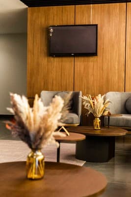 Small Hotel 2
