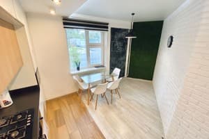 Квартира Трёхкомнатная SKY HOUSE Бесключевой доступ!. Апартаменты 4-местный  8